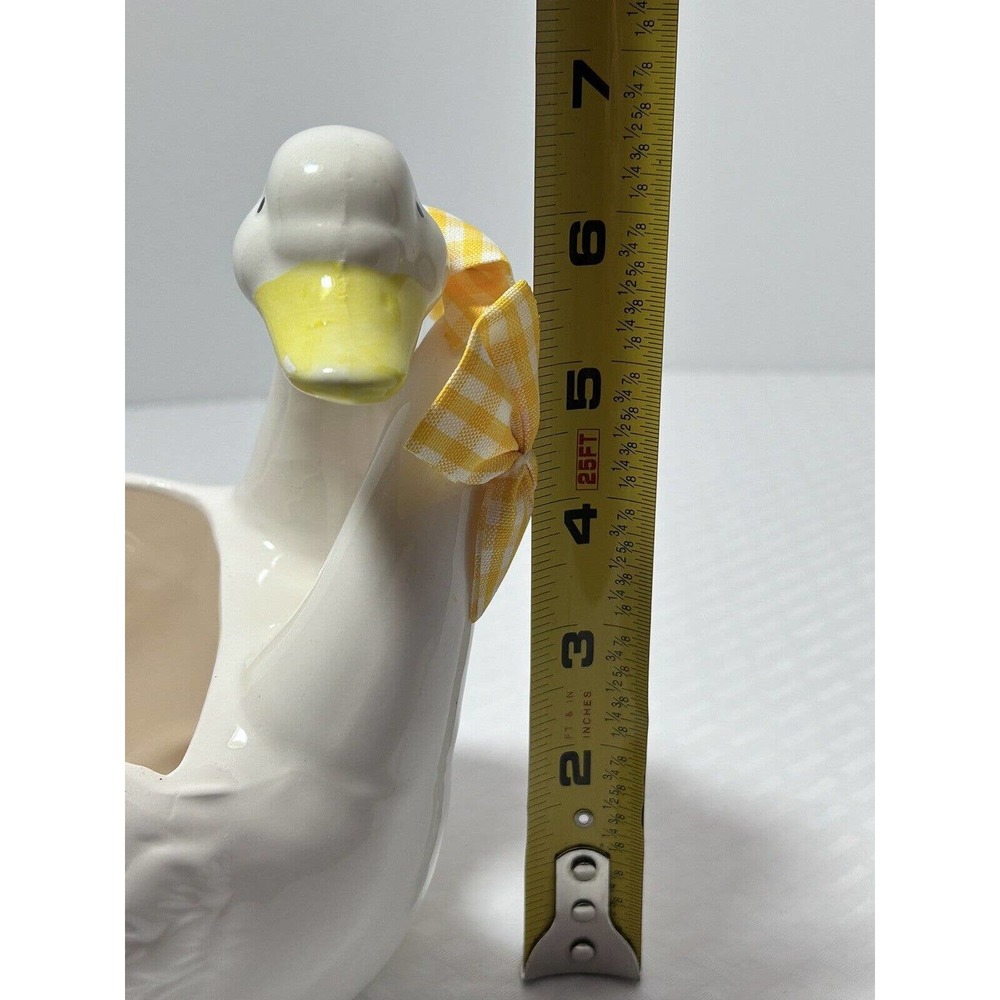Mount Clemens Pottery Bowl White‎ Ducks Wearing Yellow/White Stripe Bows - Picture 9 of 11